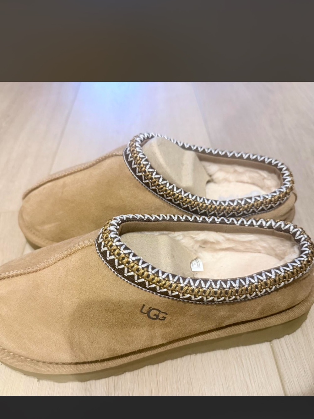 UGG Tasman II slippers. Chestnut/Tan Suede